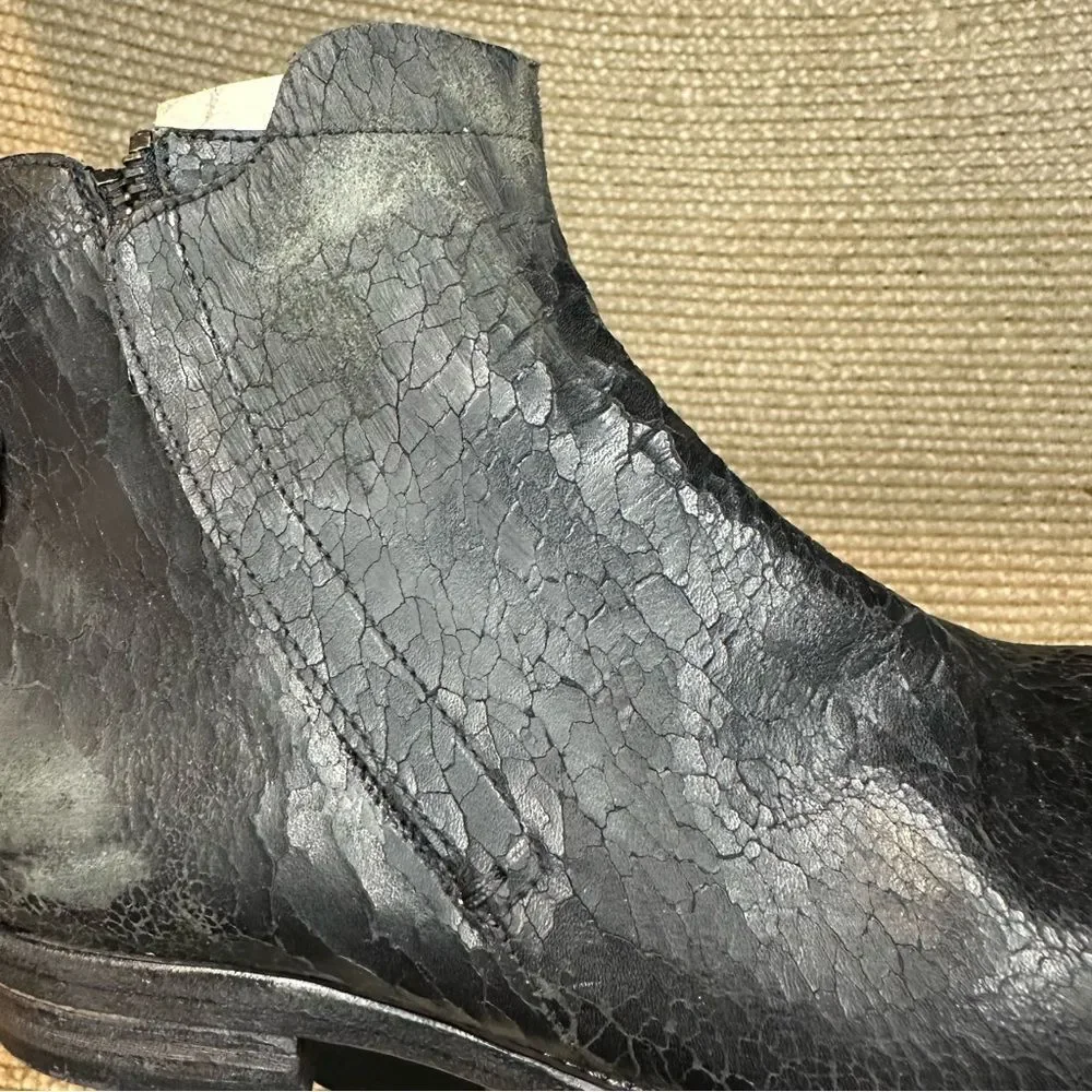 NWT Area Forte distressed crackle chelsea handcrafted boots sz 42 Italy